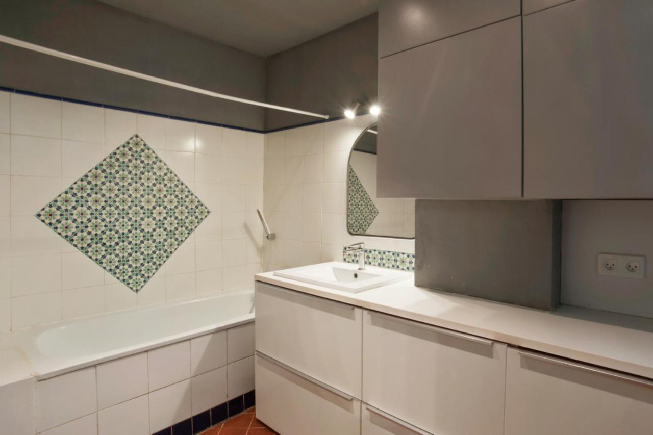 Charming And Large Duplex Flat With Beautiful Terrace In Avignon Exterior photo