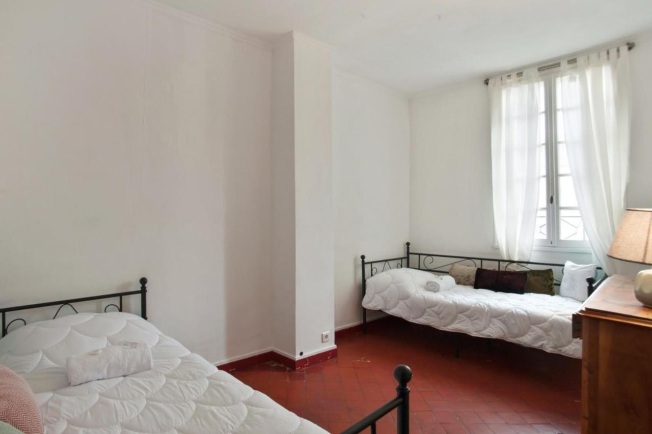 Charming And Large Duplex Flat With Beautiful Terrace In Avignon Exterior photo